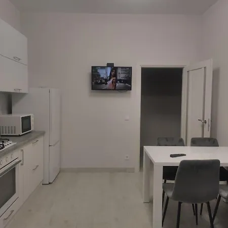 Domovik Bertalona Luxury Comfort מוקצ'בה