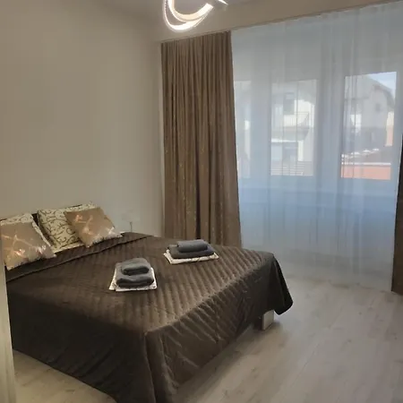 Domovik Bertalona Luxury Comfort 아파트 무카체베