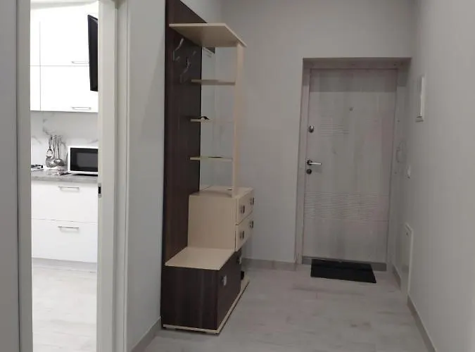 Domovik Bertalona Luxury Comfort 아파트 *