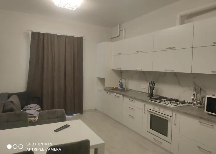 Domovik Bertalona Luxury Comfort * 무카체베